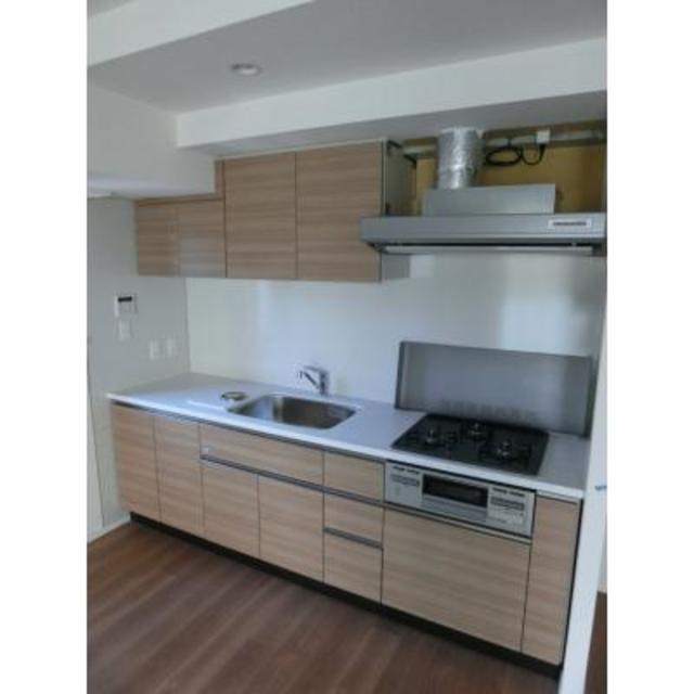 キッチン　※写真は同タイプ住戸です。