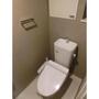 トイレ　※写真は同タイプ住戸です。