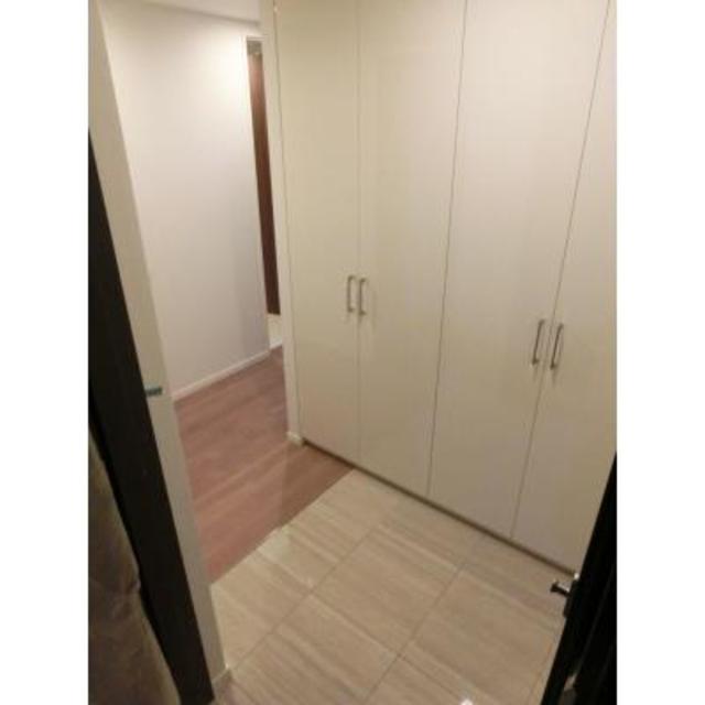 玄関　※写真は同タイプ住戸です。