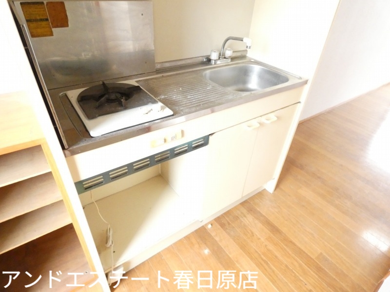 キッチン　ガスコンロ付き