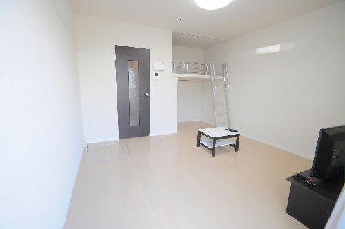 居室・リビング　全室フローリング仕様