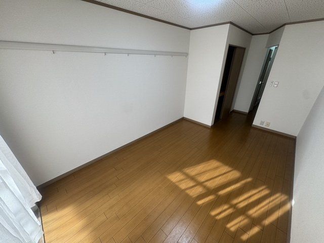 居室・リビング　玄関