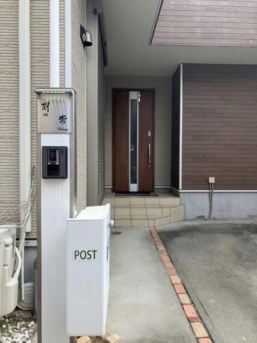 玄関　外玄関　内装前