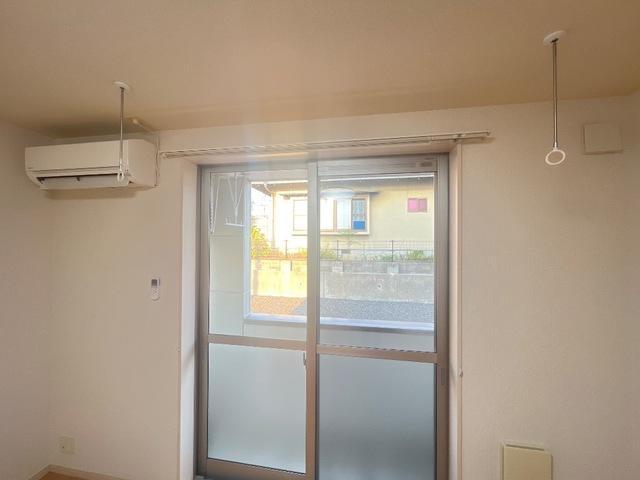 その他設備　室内物干し