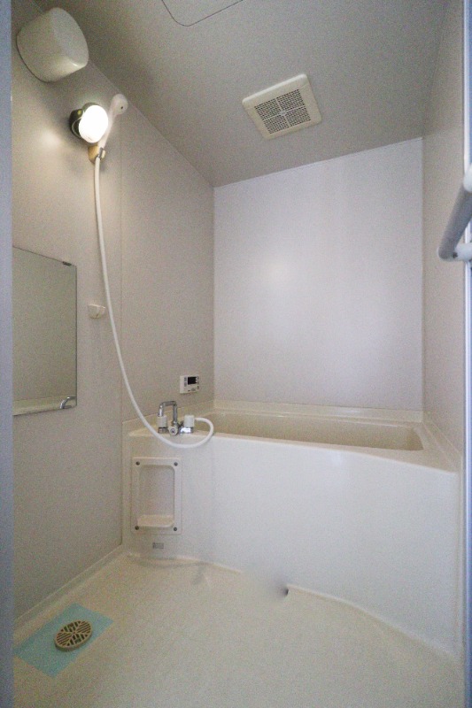 バス・シャワールーム　図面と現状に相違がある場合には現状を優先