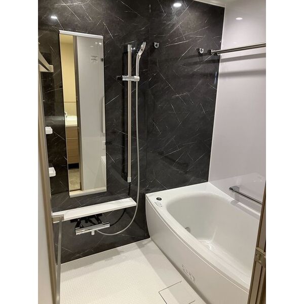 バス・シャワールーム　別室の参考写真です。※現況優先