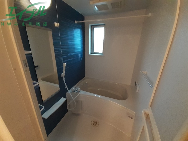 バス・シャワールーム　同型タイプ写真