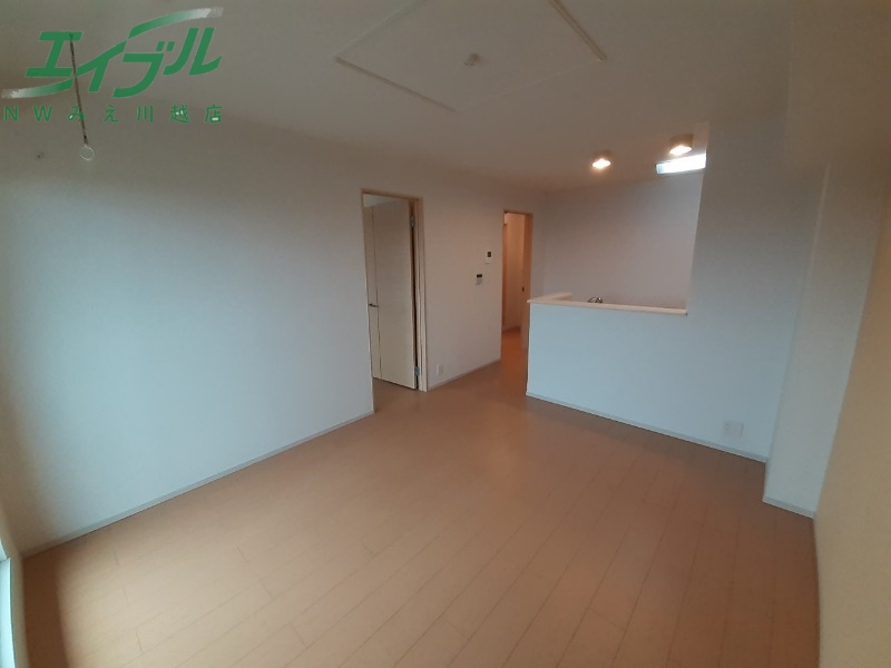 居室・リビング　同型タイプ写真