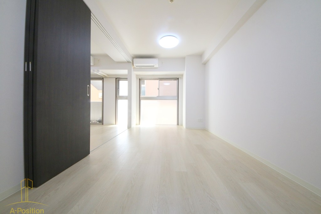 居室・リビング　サムティ難波グレイス