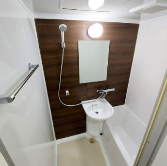 バス・シャワールーム