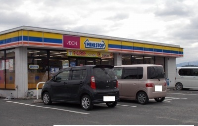 コンビニ　ミニストップさん（コンビニ）まで650m
