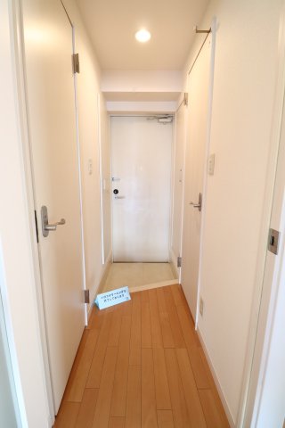 玄関　収納もある玄関です