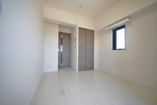 居室・リビング　★６帖の綺麗な洋室★