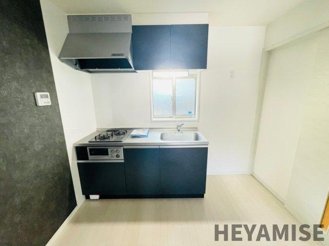 キッチン　※同間取りの別のお部屋の画像です※