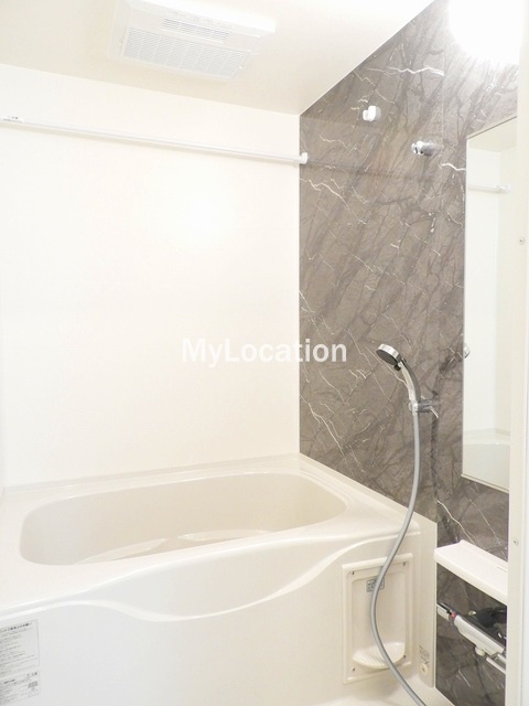 バス・シャワールーム　☆リラックスできるお風呂空間です☆