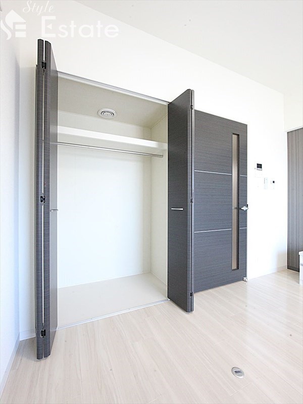 収納　クローゼット