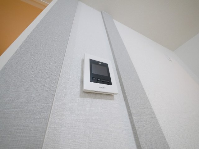 セキュリティ　モニター付きインターホン