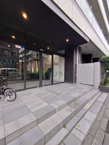エントランス　レジディア杉並方南町