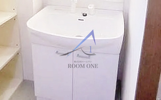 洗面設備　洗面台です。