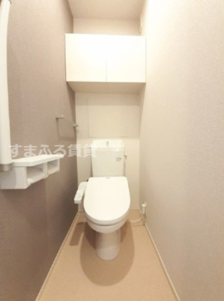 トイレ　コンパクトで使いやすいトイレです