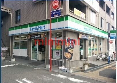 コンビニ　ファミリーマート豊津駅前店（コンビニ）まで324m