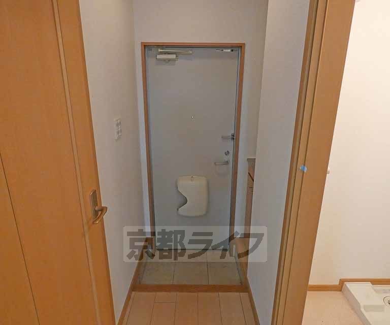 玄関　玄関です。