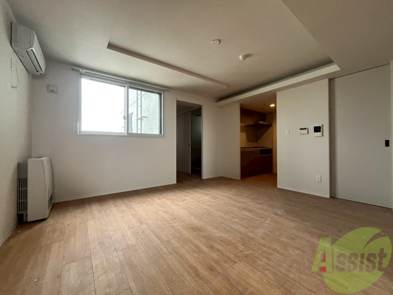 居室・リビング　広くてキレイなお部屋が広がっていて、充実した生活が送れそう。