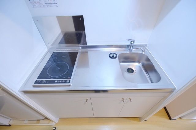 キッチン　同じ施工会社のイメージです