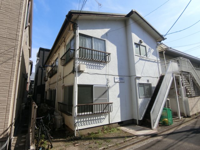 建物外観　シャワールームあります♪
