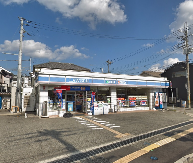 コンビニ　ローソン 明石野々上一丁目店（コンビニ）まで889m