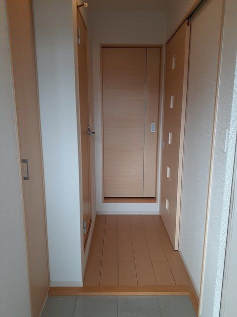 玄関　☆広々とした玄関☆