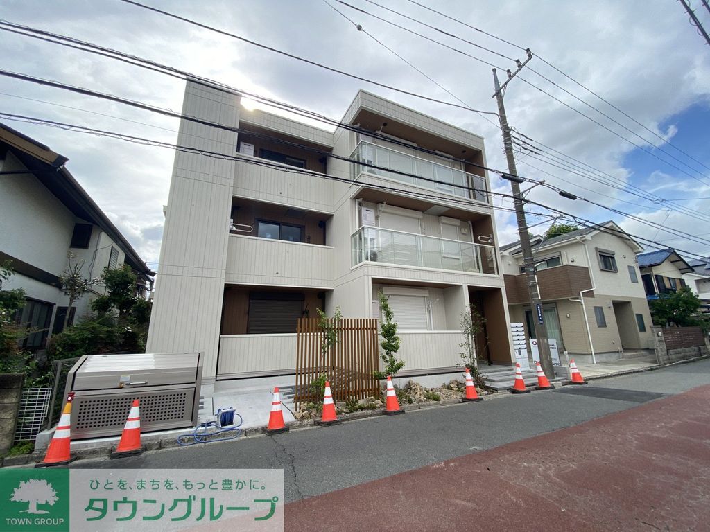 建物外観　間取図