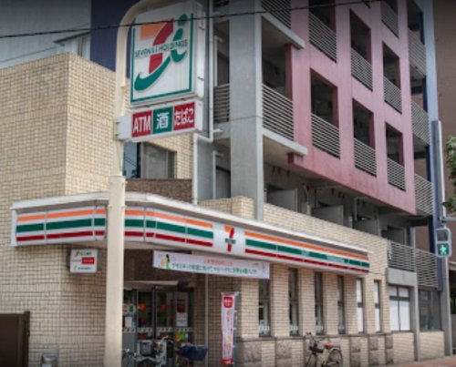 コンビニ　セブンイレブン 大田区南蒲田1丁目店（コンビニ）まで63m