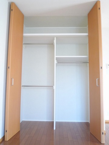 収納　★高さの調節可能なクローゼット★