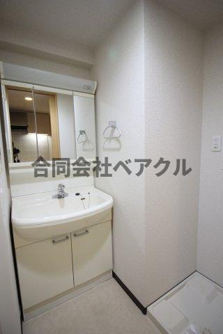 洗面設備　使いやすい洗面所です