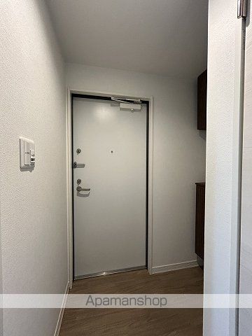 広島電鉄宮島線 高須駅 徒歩3分 3階建 築8年の玄関写真
