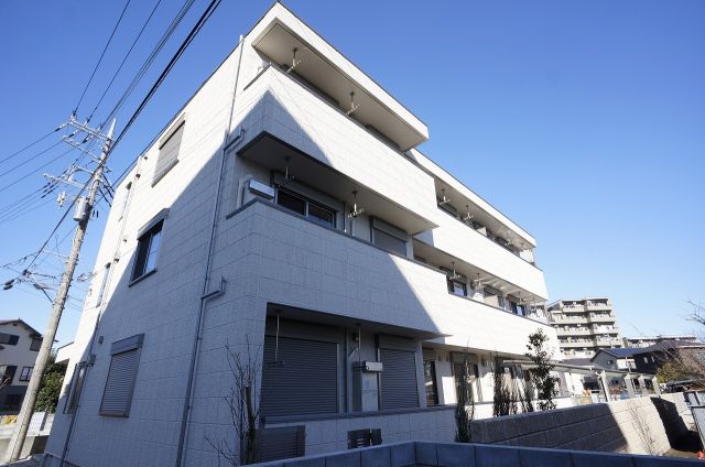 建物外観　旭化成施工の重厚感と洗練された建物です。