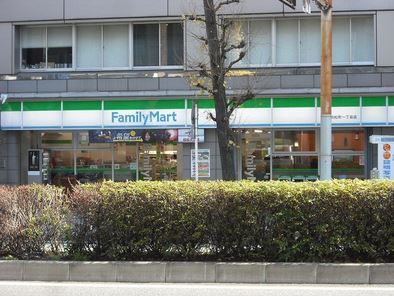 コンビニ　ファミリーマートヤマキ千田店（コンビニ）まで109m