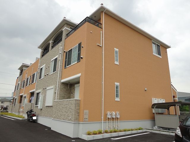建物外観　外観は落ち着いています
