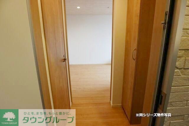 玄関　お問合せはタウンハウジングまで！※現地待合わせ相談可能