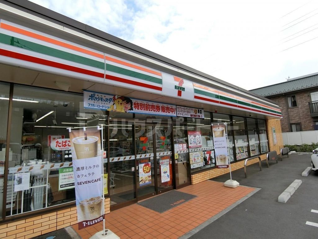 コンビニ　セブンイレブン越谷蒲生茜町店（コンビニ）まで390m