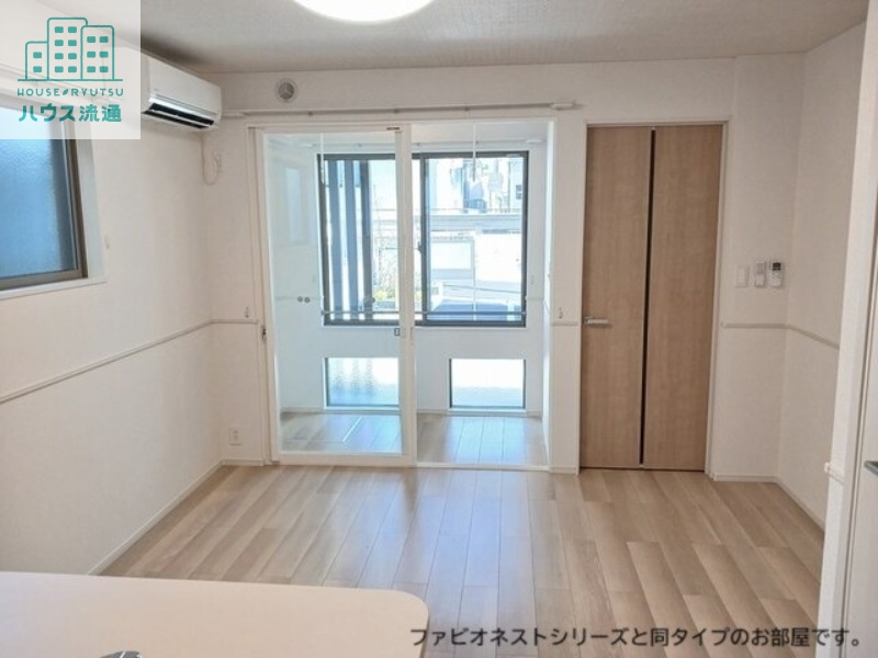 居室・リビング　※同タイプのお部屋の写真です