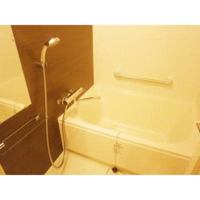 バス・シャワールーム　※写真は同タイプ住戸です。