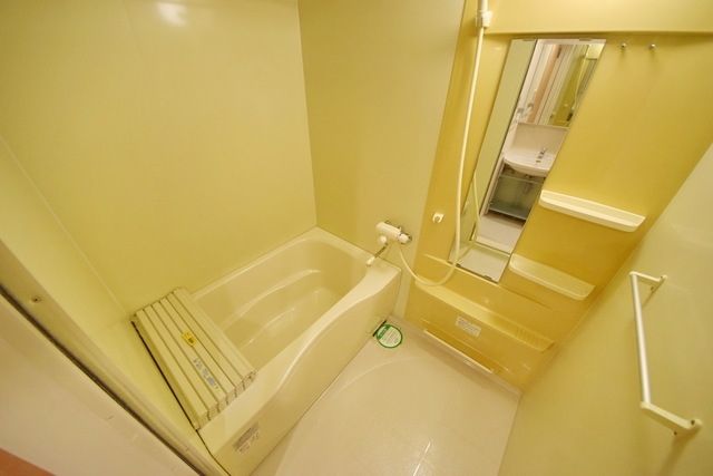 バス・シャワールーム　別部屋参考写真