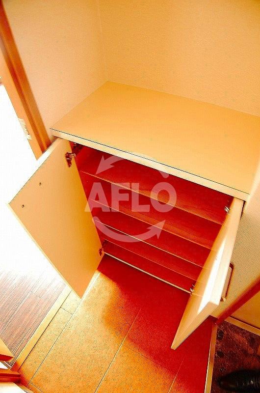 玄関　ACTY北堀江　下駄箱