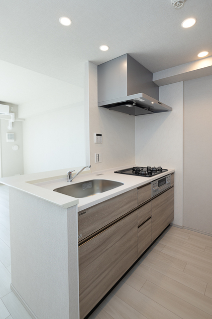 キッチン　※写真は同タイプ住戸です。