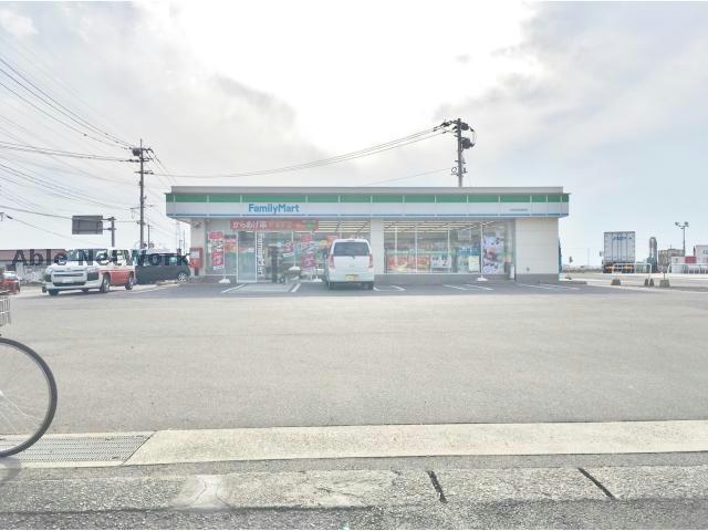 コンビニ　ファミリーマート大村松原本町店（コンビニ）まで1423m