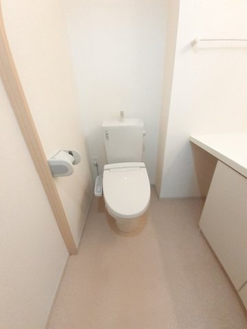 トイレ　コンパクトで使いやすいトイレです