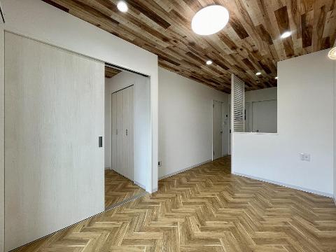 Calm中村日赤の居間写真