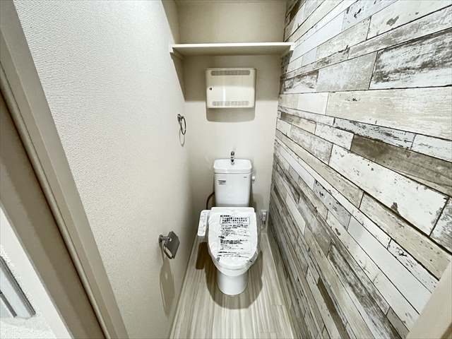リバーサイド東久宝寺十番館のトイレ写真